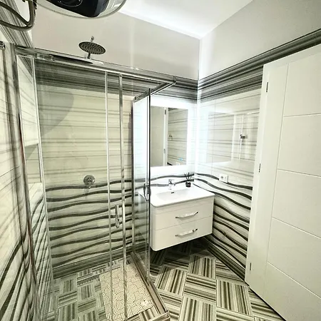 Roman Apartments Appartement Orikum